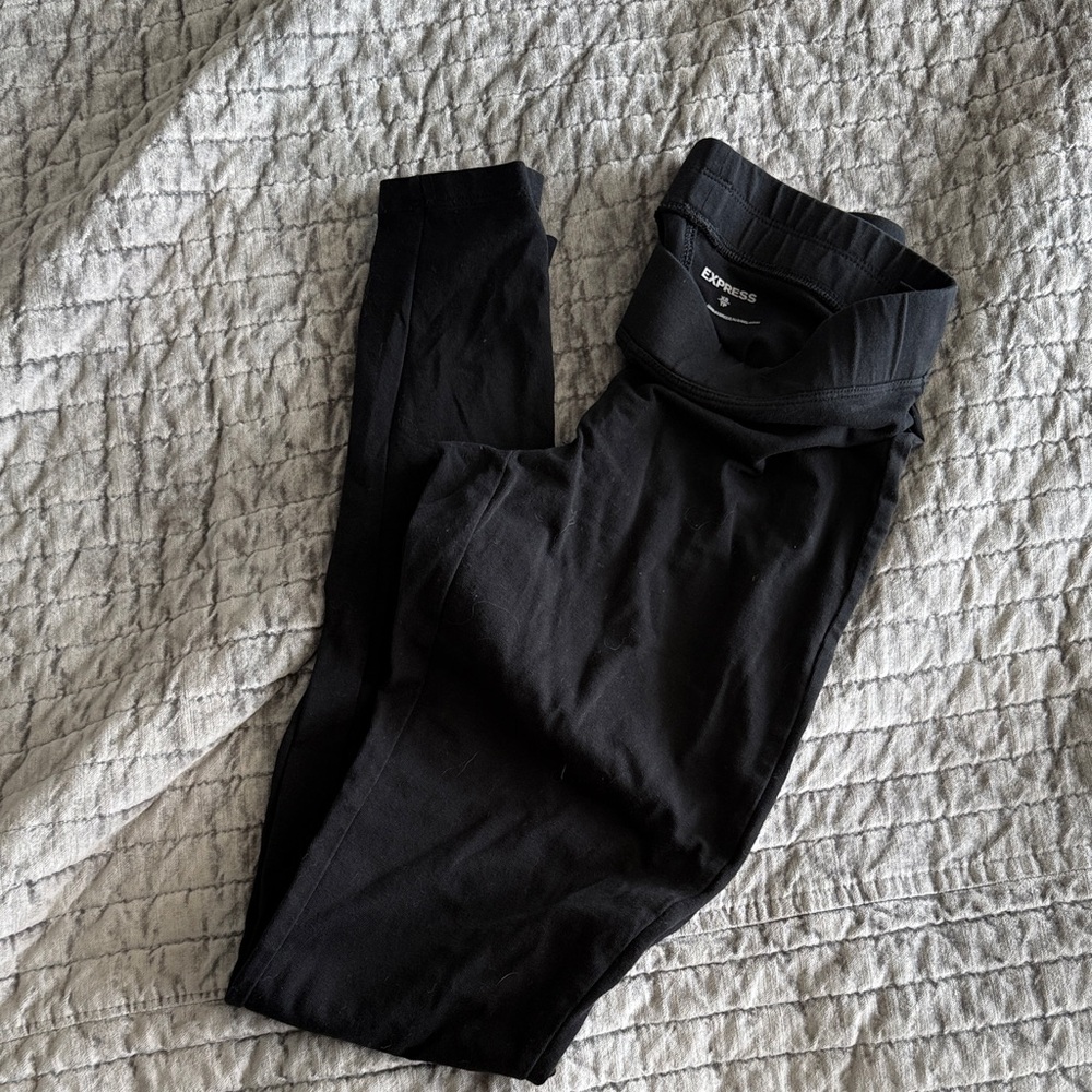 Express Classic Black Leggings